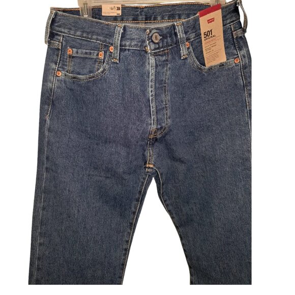 NWT Levi’s 501 Original Fit Men’s Jeans–Medium Wash –Straight Leg –Multiple Size - Picture 8 of 13
